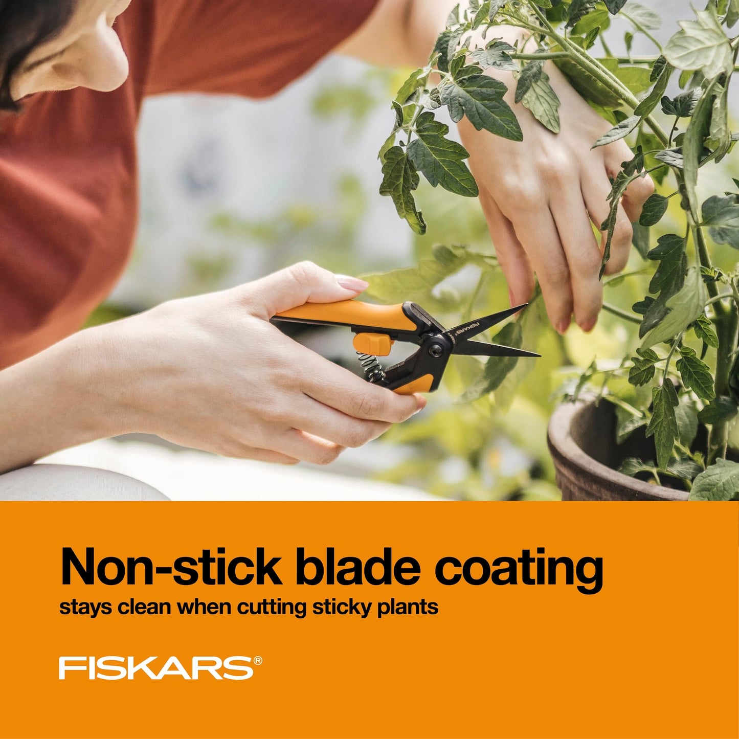 Fiskars Pruning Snips - 6" Garden Shears with Comfort Grip and Spring Action - 2 Pack